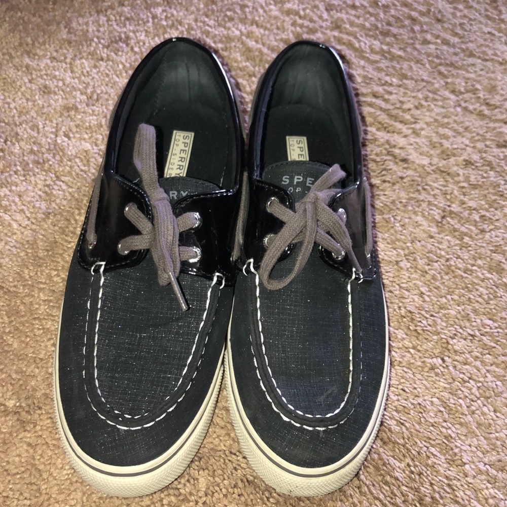 Black Sperry